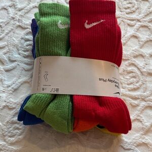 Nike Everyday Plus Men's Athletic Socks - Red, Green, Blue